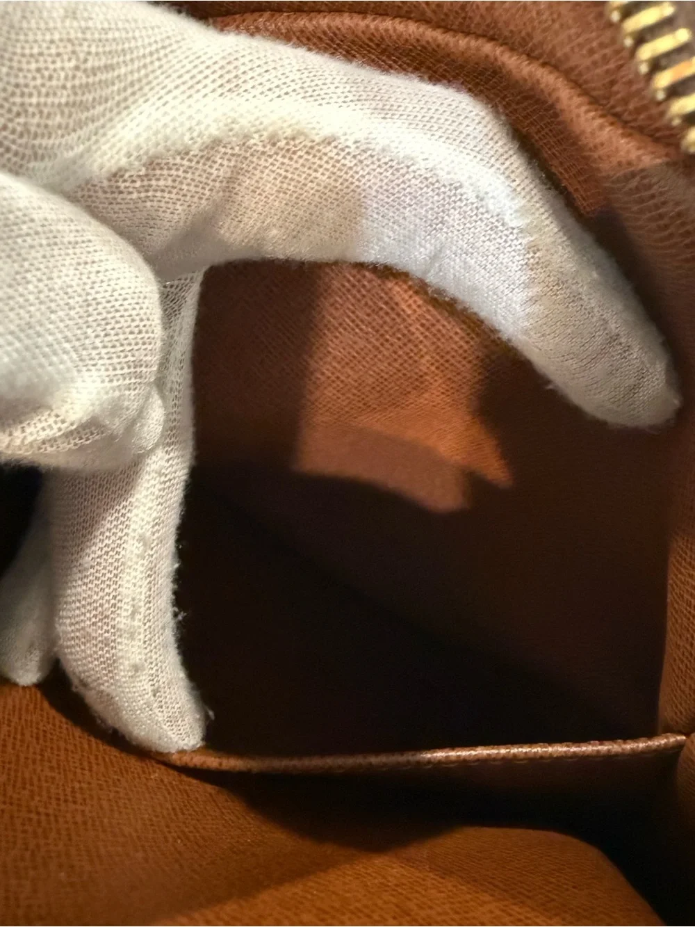 Vintage Louis Vuitton Danube PM Monogram Crossbody Bag France AR0040